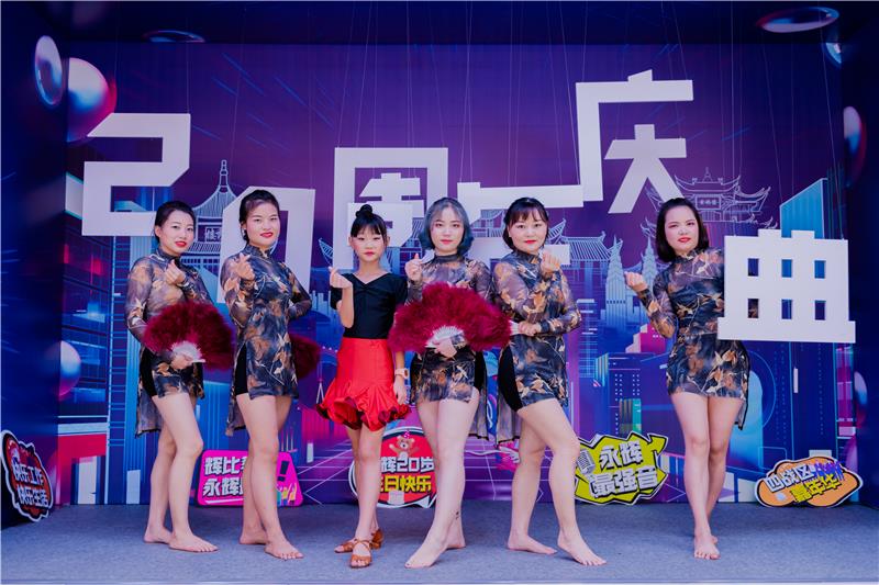 连续饱励党的改进外面热正在下层一线、热正在任工心中